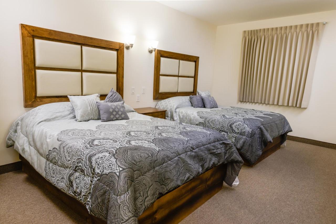 Hotel Trebol Inn Nuevo Casas Grandes Екстериор снимка
